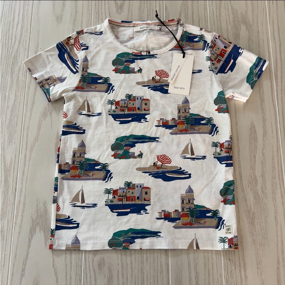 Sissy Boy ocean scene tee